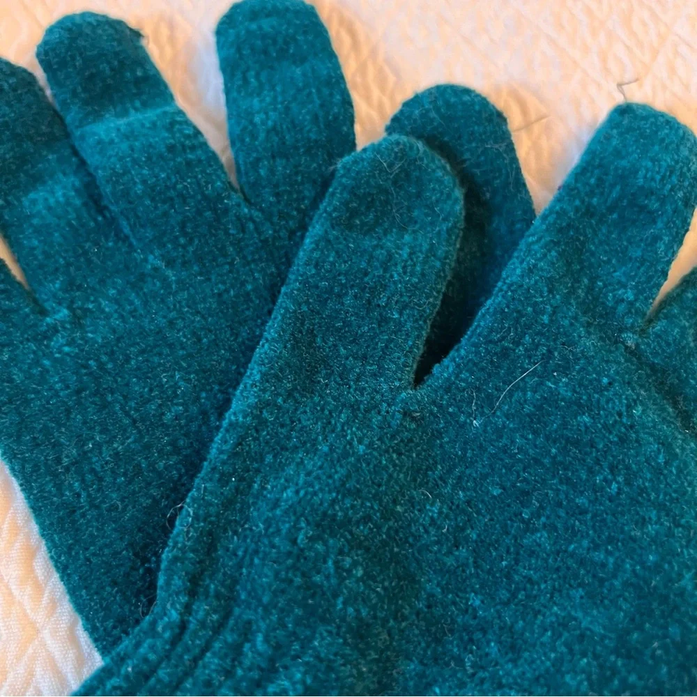 GARMENTEX Lot of 5 Pair Stretch Chenille Gloves NWT